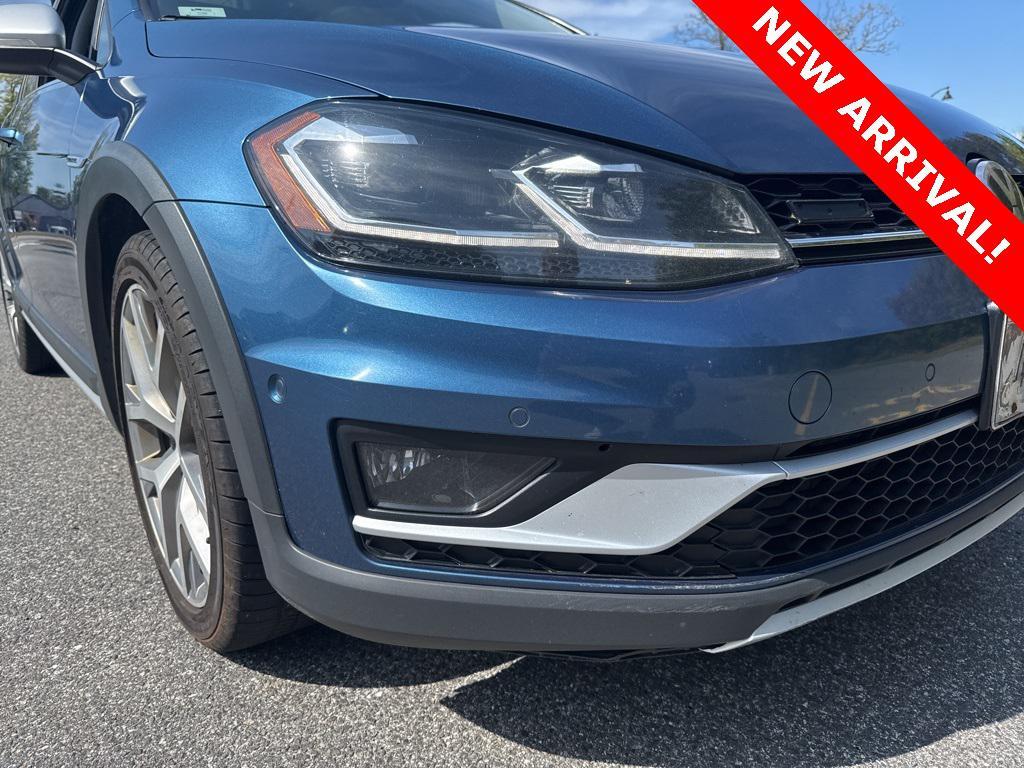 used 2019 Volkswagen Golf Alltrack car, priced at $21,730