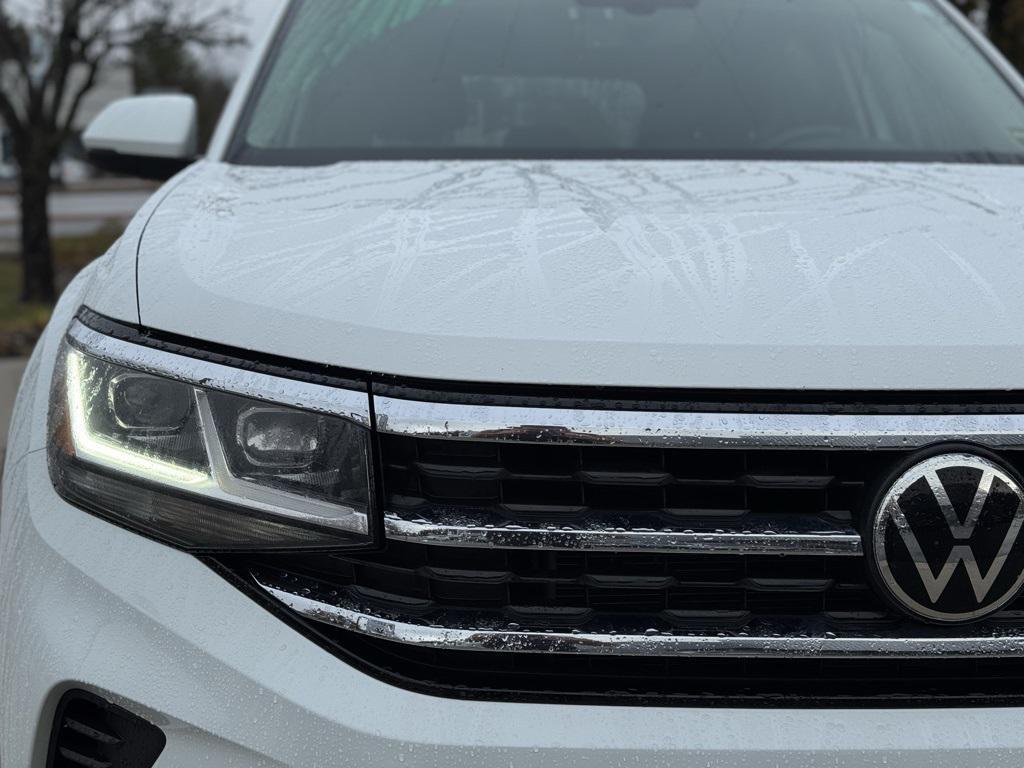 used 2022 Volkswagen Atlas car, priced at $26,404