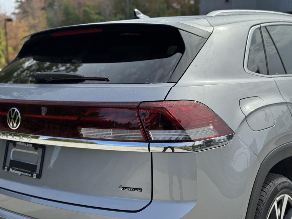 new 2026 Volkswagen Atlas Cross Sport car, priced at $56,176