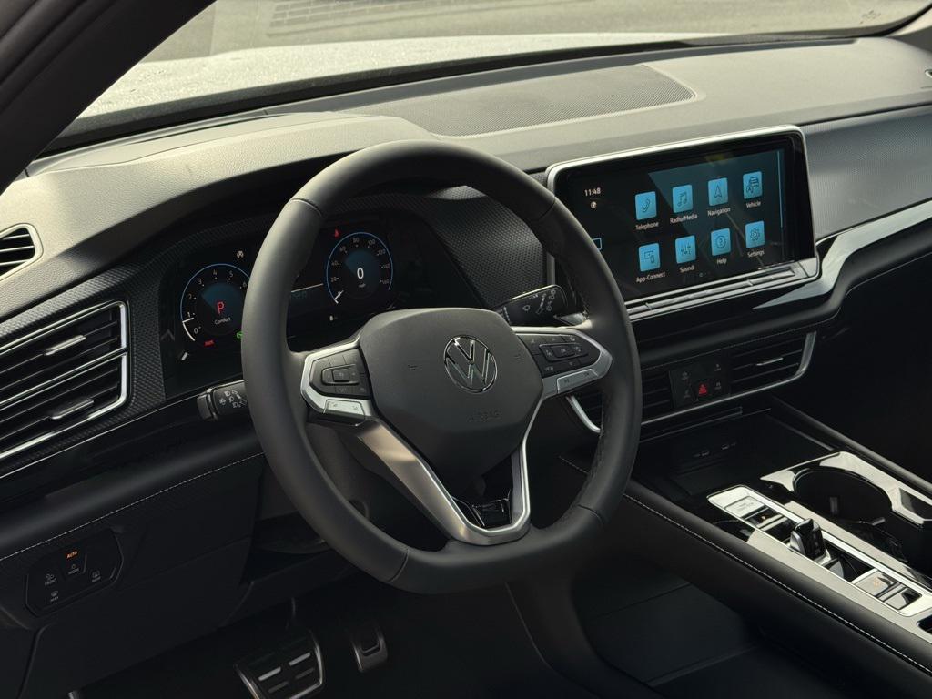 new 2026 Volkswagen Atlas Cross Sport car, priced at $56,176