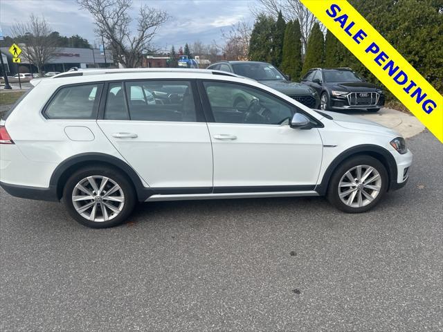 used 2019 Volkswagen Golf Alltrack car, priced at $24,300