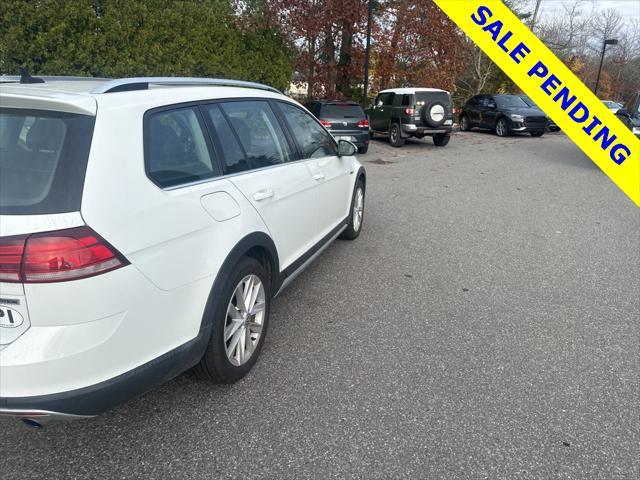 used 2019 Volkswagen Golf Alltrack car, priced at $24,300