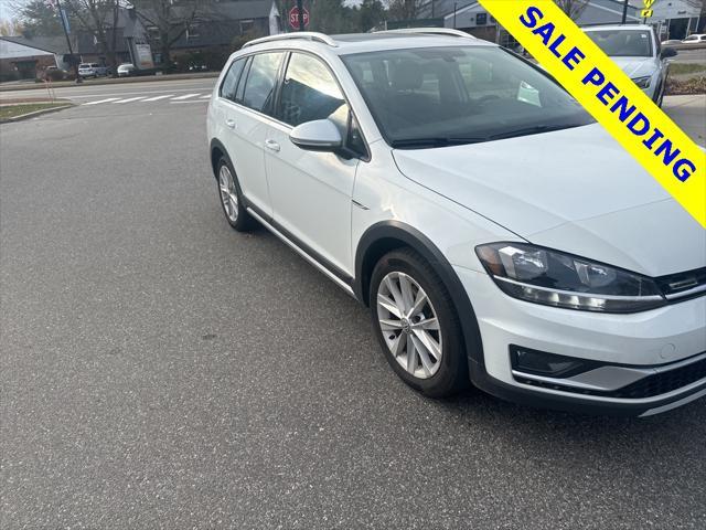 used 2019 Volkswagen Golf Alltrack car, priced at $24,300