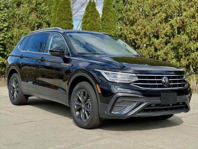 new 2024 Volkswagen Tiguan car, priced at $36,514