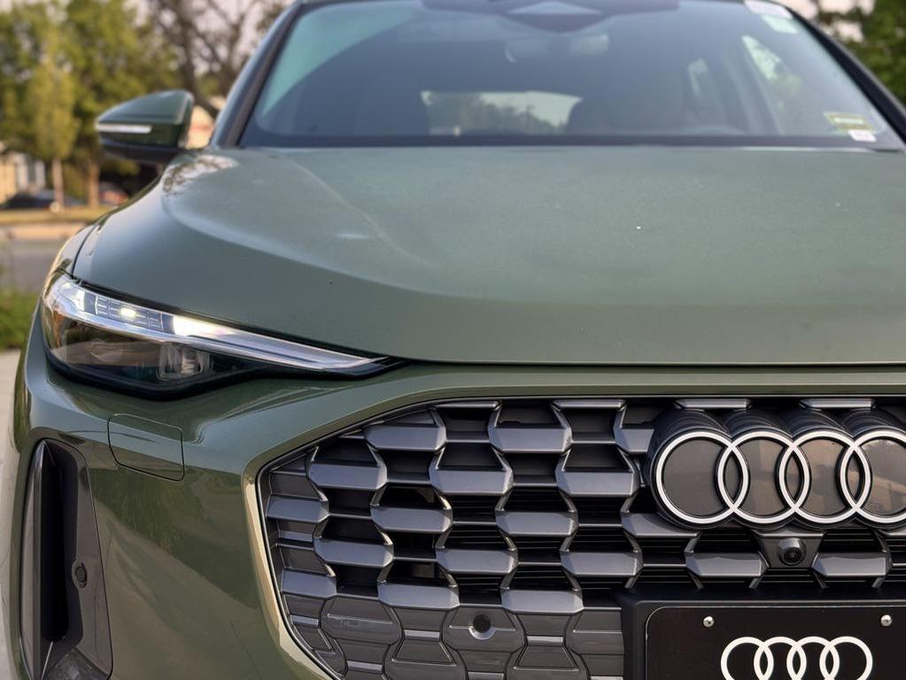 new 2025 Audi Q5 car, priced at $61,430