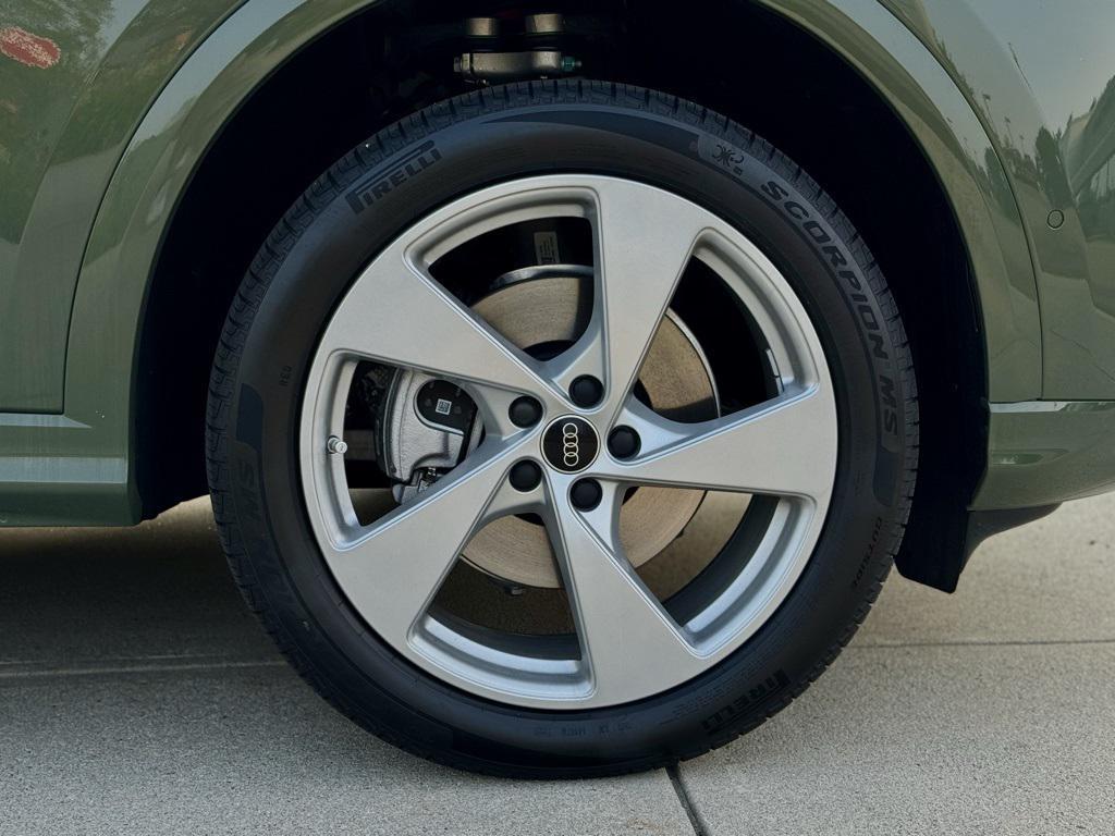 new 2025 Audi Q5 car, priced at $61,430