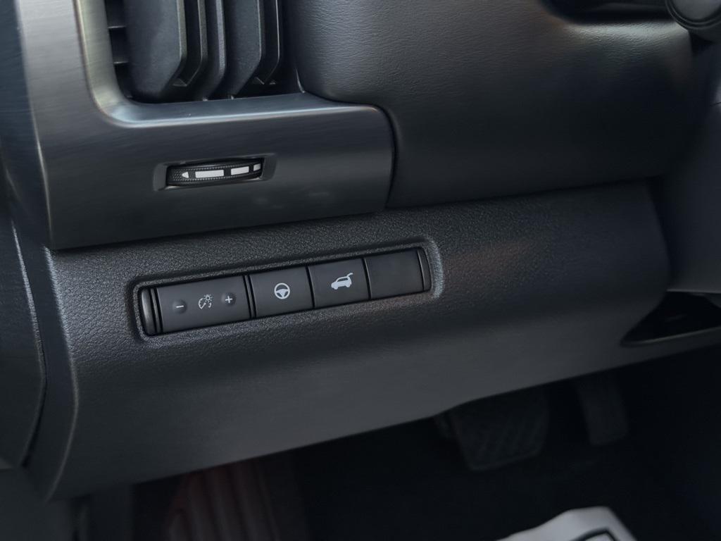 used 2022 Nissan Pathfinder car, priced at $30,000