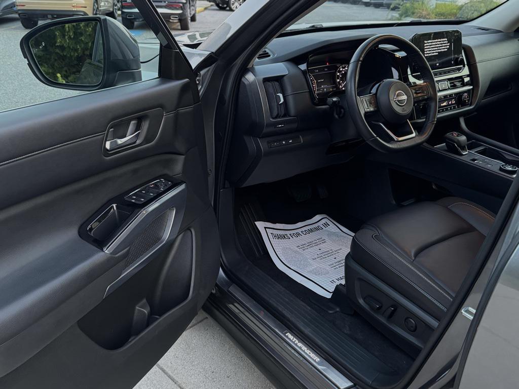 used 2022 Nissan Pathfinder car, priced at $30,000