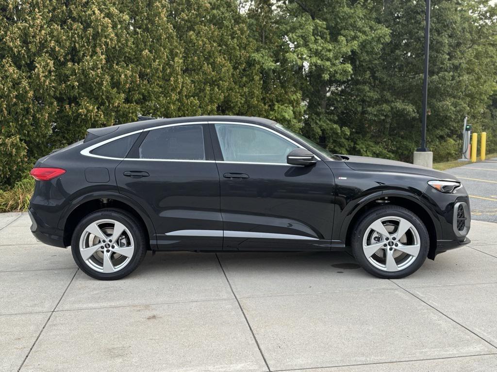 new 2025 Audi Q5 Sportback car, priced at $63,205