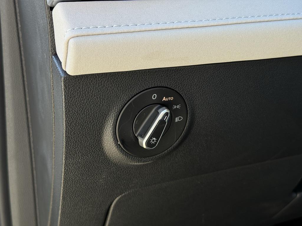 used 2025 Volkswagen Taos car, priced at $26,890