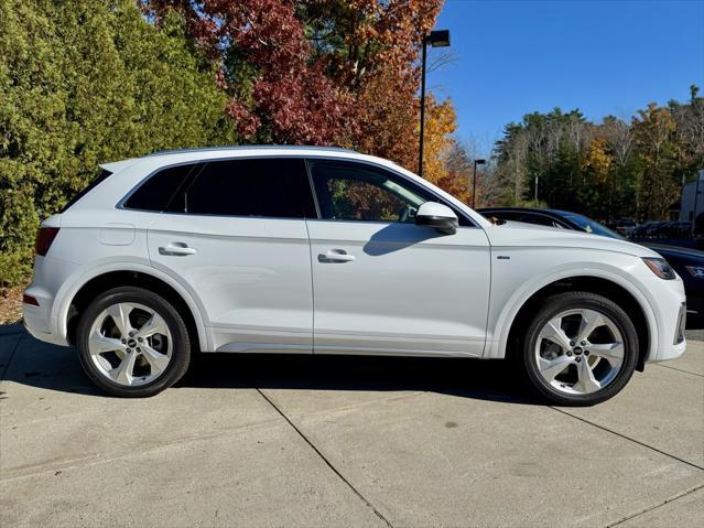 new 2025 Audi Q5 car, priced at $58,215