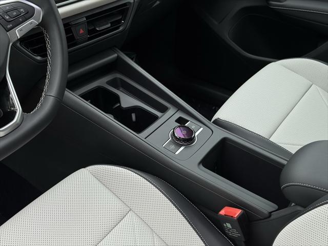 new 2025 Volkswagen Tiguan car, priced at $35,520