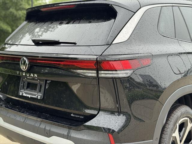 new 2025 Volkswagen Tiguan car, priced at $35,520
