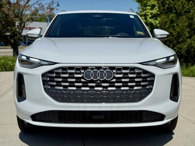 new 2025 Audi Q5 car, priced at $56,975
