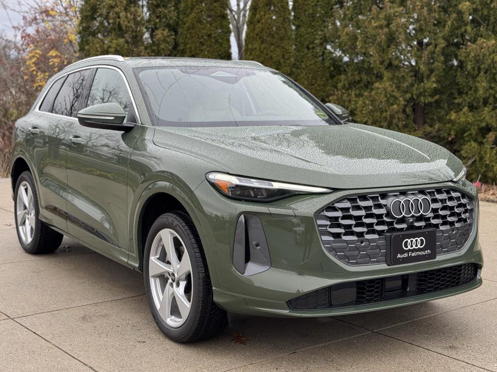 new 2025 Audi Q5 car, priced at $61,430