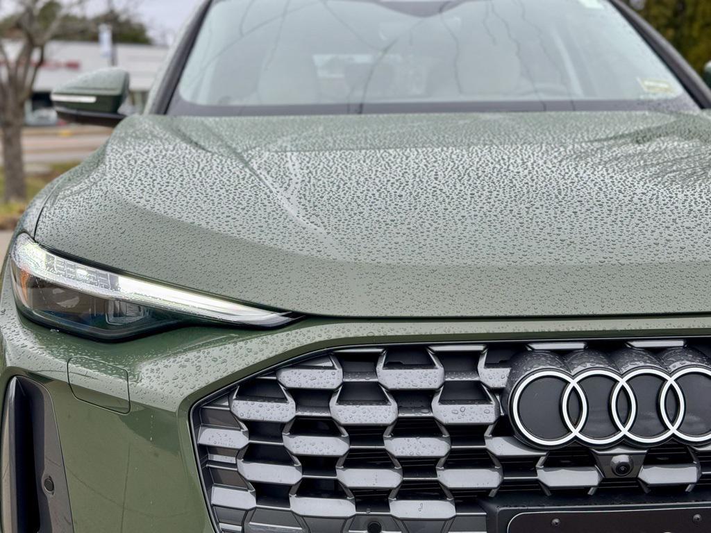 new 2025 Audi Q5 car, priced at $61,430