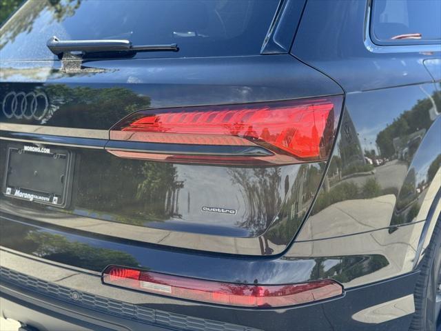 new 2025 Audi Q7 car, priced at $77,580