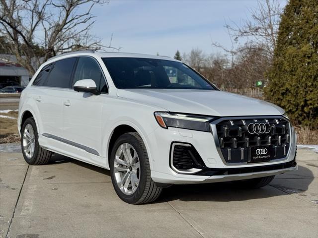 new 2025 Audi Q7 car, priced at $65,730