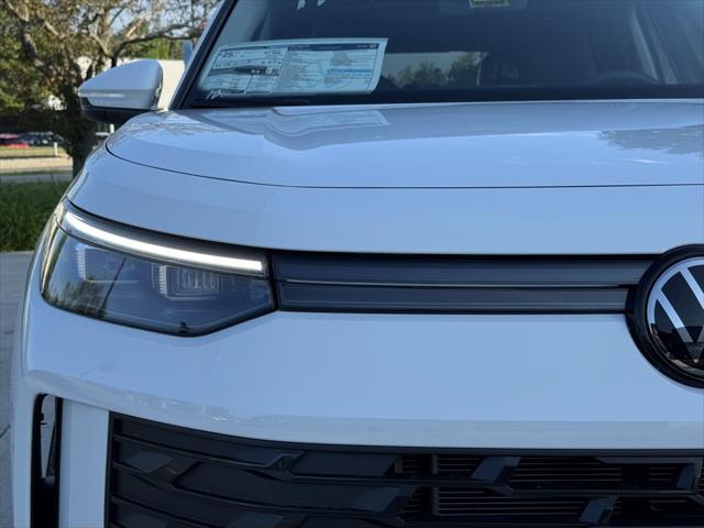 new 2025 Volkswagen Tiguan car, priced at $36,826