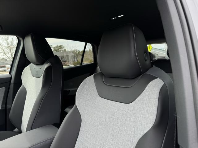new 2025 Volkswagen ID.4 car, priced at $51,076