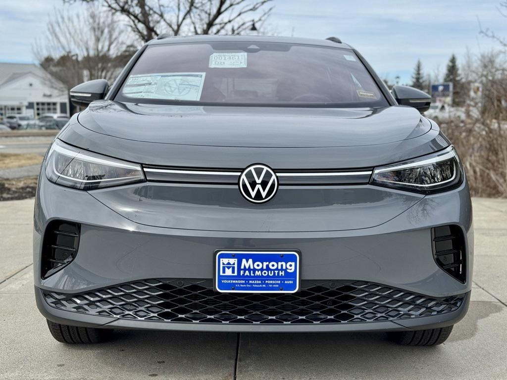 new 2025 Volkswagen ID.4 car, priced at $51,076