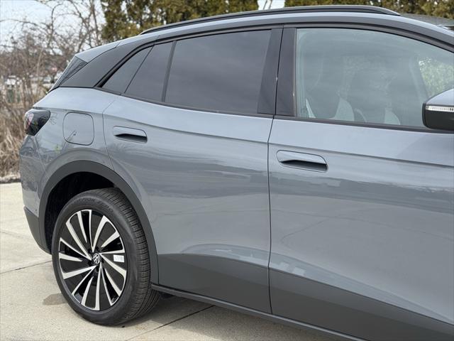 new 2025 Volkswagen ID.4 car, priced at $51,076