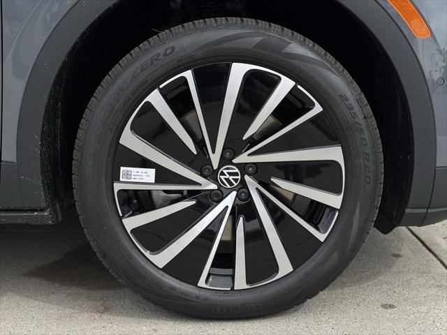 new 2025 Volkswagen ID.4 car, priced at $51,076
