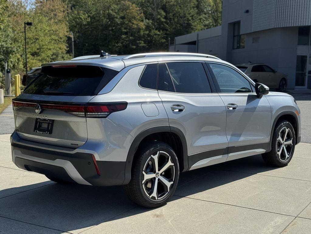 new 2025 Volkswagen Tiguan car, priced at $36,081
