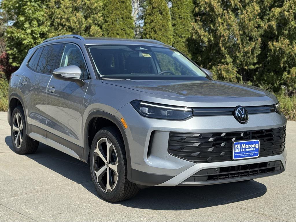new 2025 Volkswagen Tiguan car, priced at $36,081
