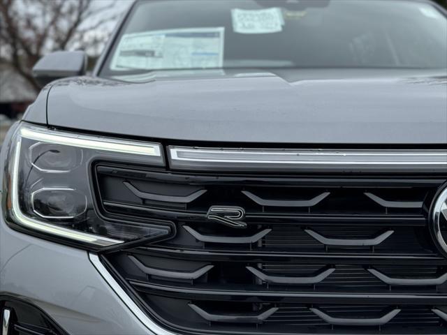 new 2025 Volkswagen Atlas car, priced at $55,841