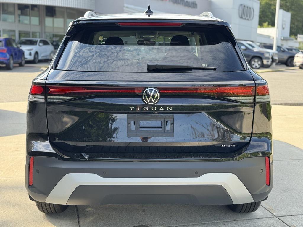 new 2025 Volkswagen Tiguan car, priced at $33,591