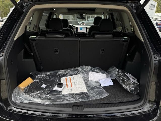 new 2025 Volkswagen Atlas car, priced at $56,536