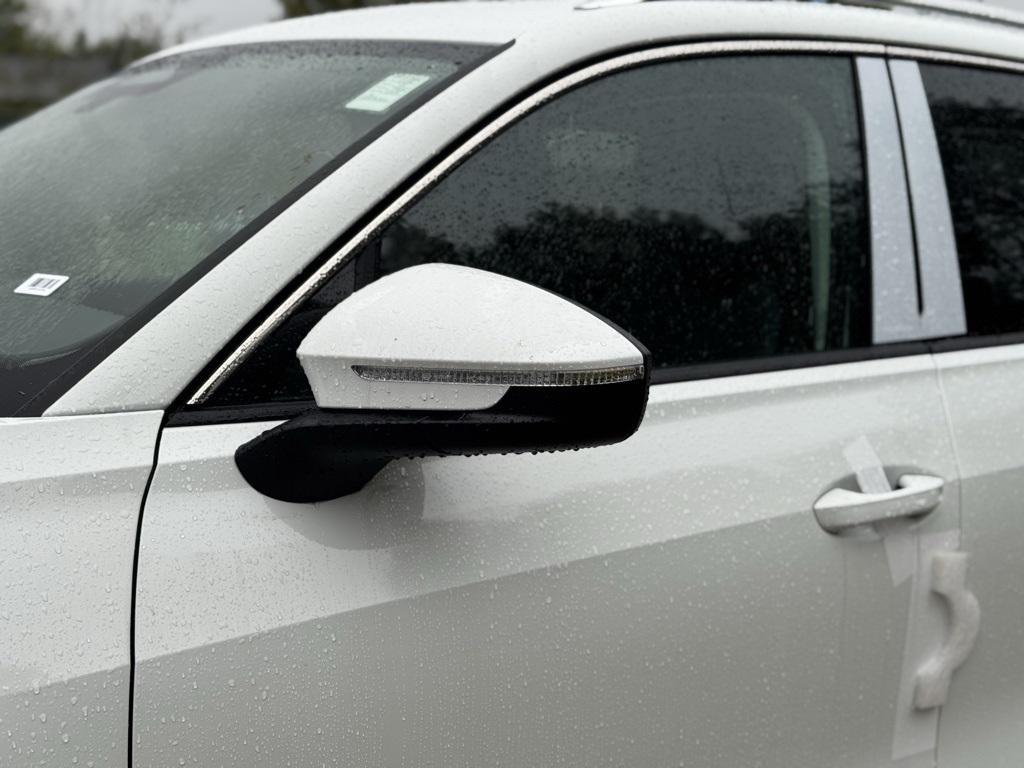 new 2025 Volkswagen Tiguan car, priced at $37,577