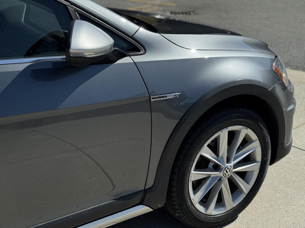 used 2017 Volkswagen Golf Alltrack car, priced at $16,440