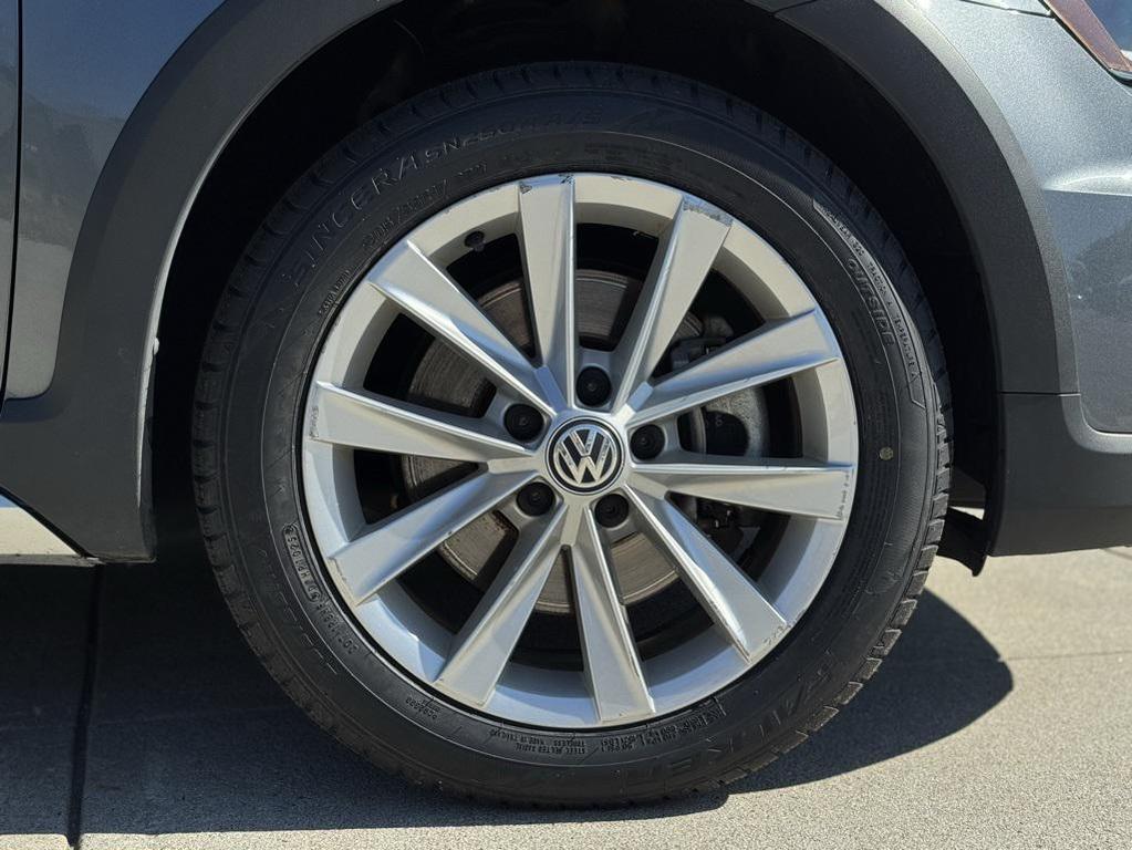 used 2017 Volkswagen Golf Alltrack car, priced at $16,440