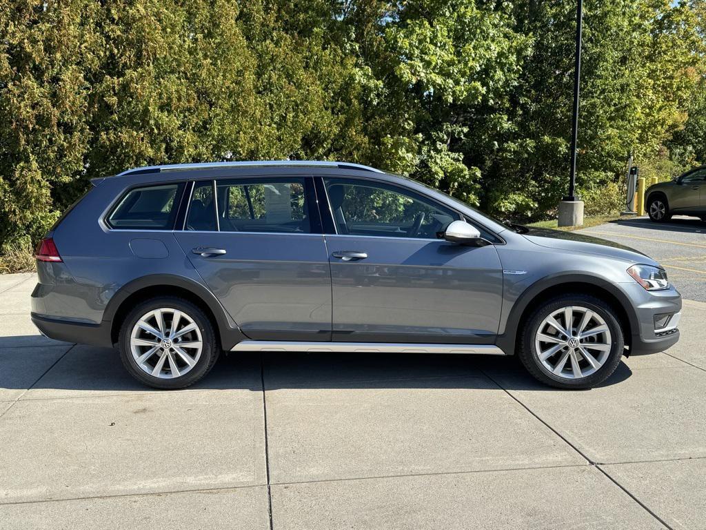 used 2017 Volkswagen Golf Alltrack car, priced at $16,440