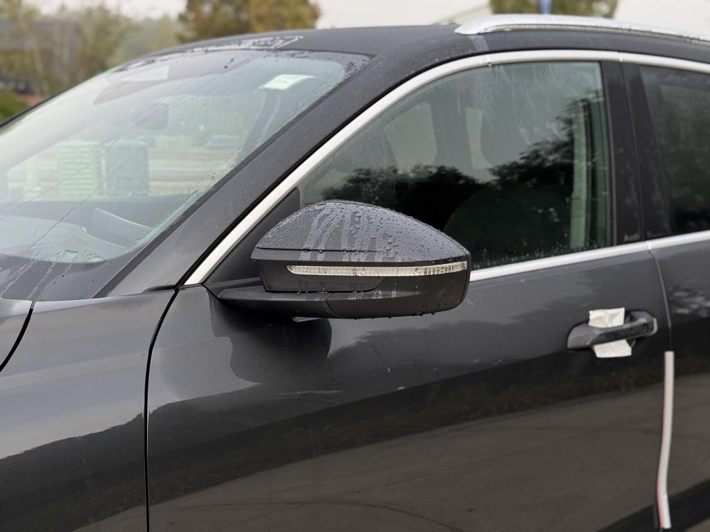 new 2025 Audi Q5 car, priced at $60,480
