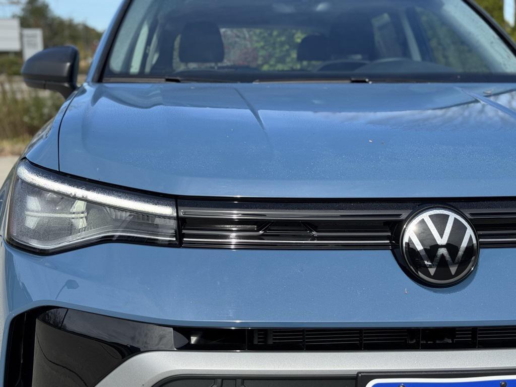 new 2025 Volkswagen Taos car, priced at $29,206