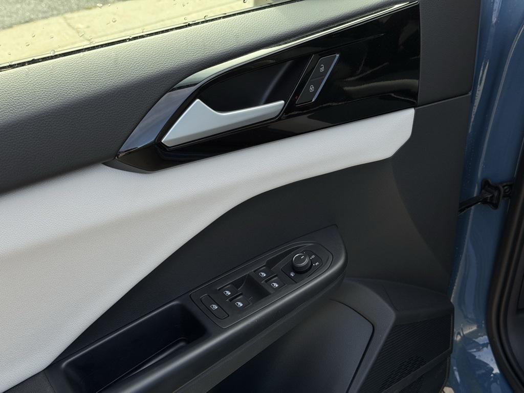 new 2025 Volkswagen Taos car, priced at $29,206
