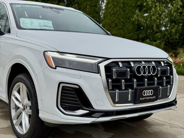 new 2025 Audi Q7 car, priced at $76,480
