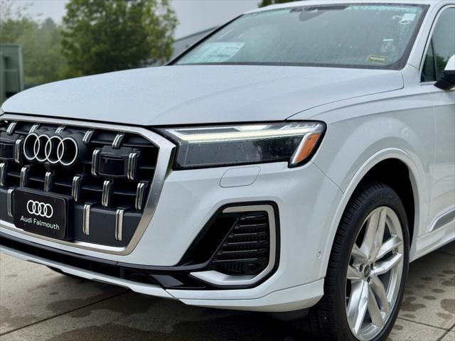 new 2025 Audi Q7 car, priced at $76,480