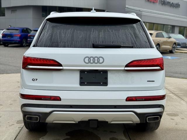 new 2025 Audi Q7 car, priced at $76,480