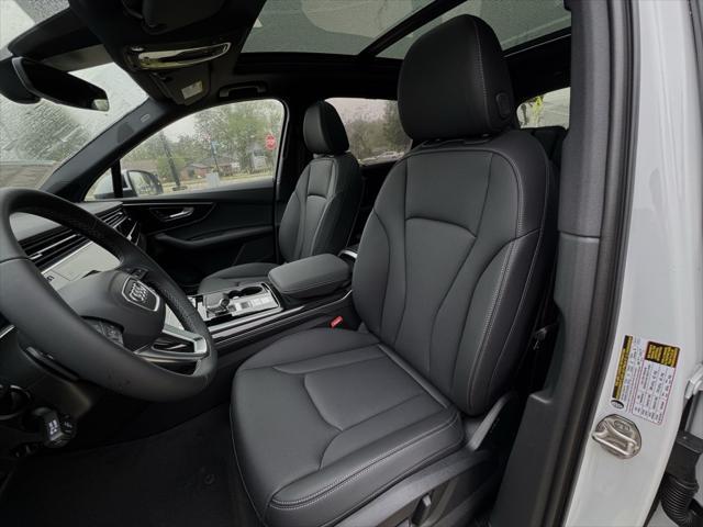 new 2025 Audi Q7 car, priced at $76,480
