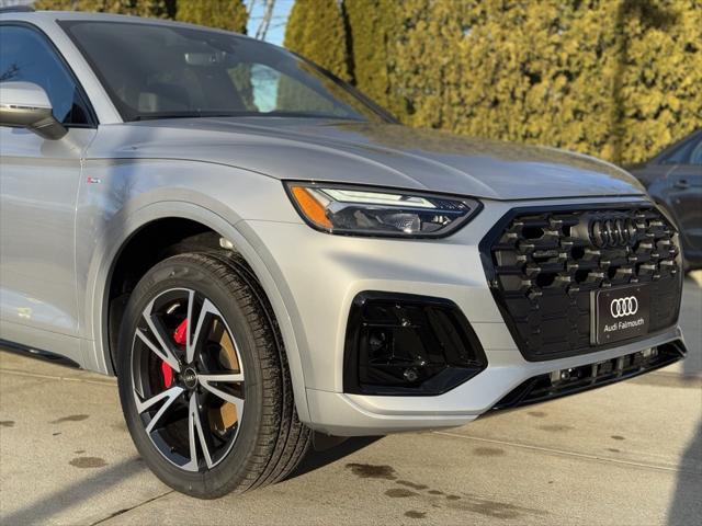 new 2025 Audi Q5 car, priced at $59,760