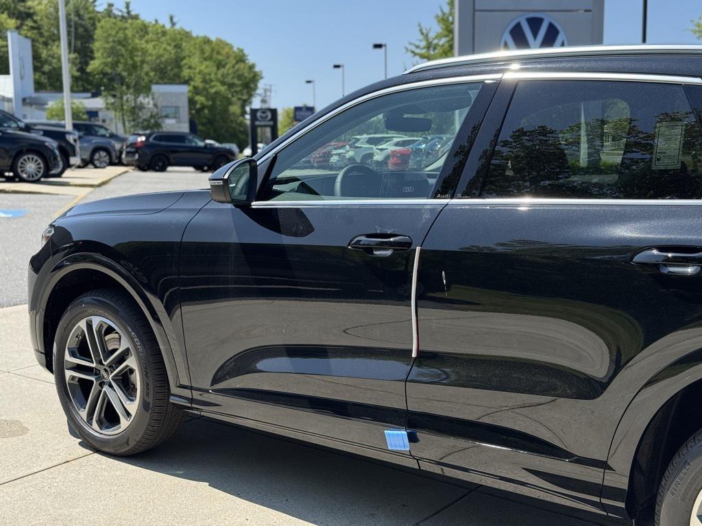 new 2025 Audi Q5 car, priced at $57,775