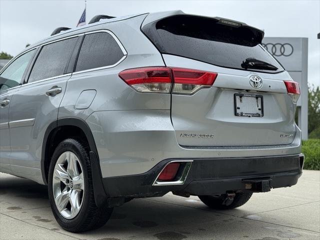 used 2019 Toyota Highlander car, priced at $26,229