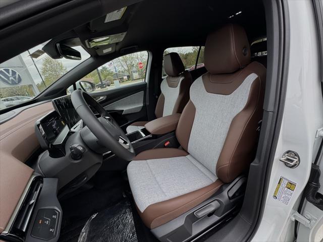 new 2025 Volkswagen ID.4 car, priced at $47,286