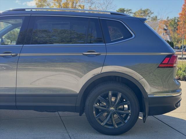 new 2024 Volkswagen Tiguan car, priced at $37,106