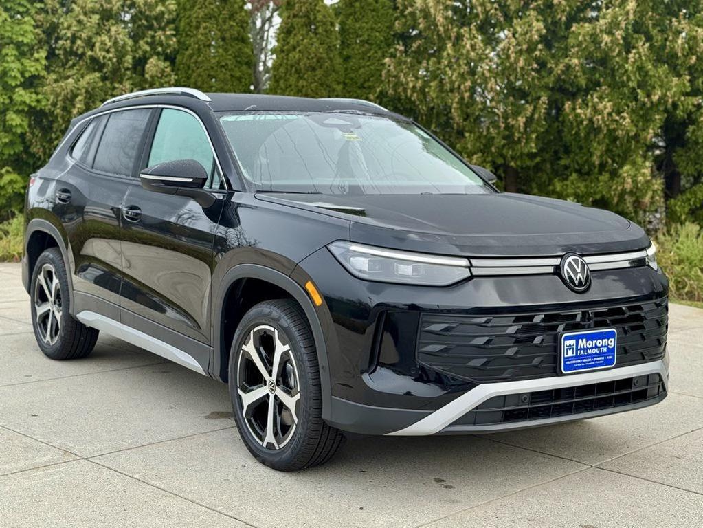 new 2025 Volkswagen Tiguan car, priced at $37,577