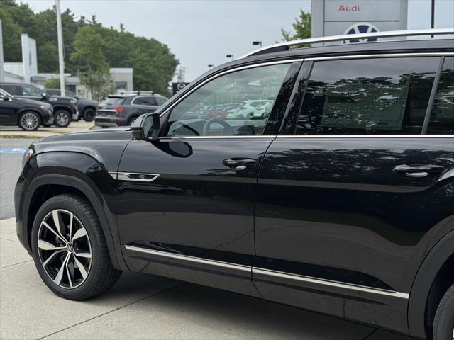 new 2025 Volkswagen Atlas car, priced at $56,536